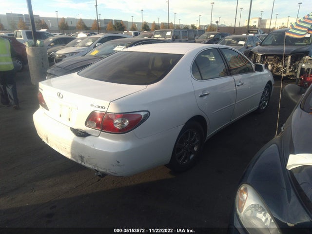 Lexus ES 300 2002 JTHBF30G225028845 Image 5