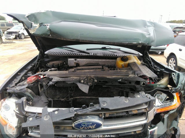 2016 Ford Expedition, VIN: 1FMJU2AT6GEF42418