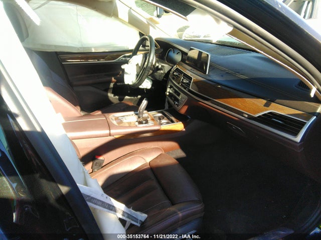 2017 BMW 7 Series, VIN: WBA7E2C35HG741343