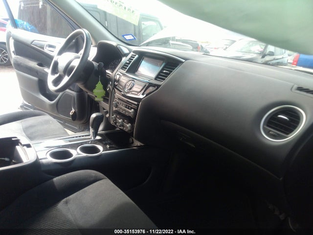 2016 Nissan Pathfinder, VIN: 5N1AR2MN8GC670850