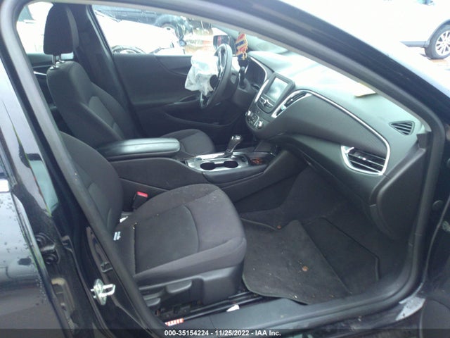 2017 Chevrolet Malibu, VIN: 1G1ZE5STXHF202097