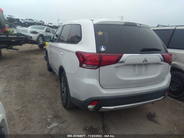 2017 Mitsubishi Outlander, VIN: JA4AD2A30HZ057491