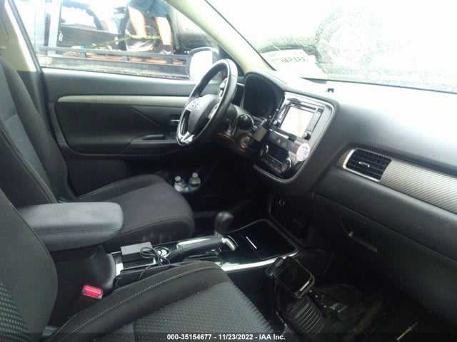 2017 Mitsubishi Outlander, VIN: JA4AD2A30HZ057491