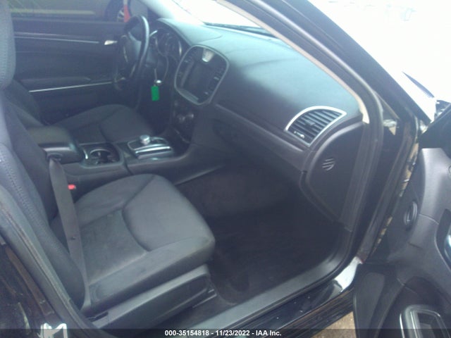 Chrysler 300 2018 2C3CCAAG5JH294048 Image 5