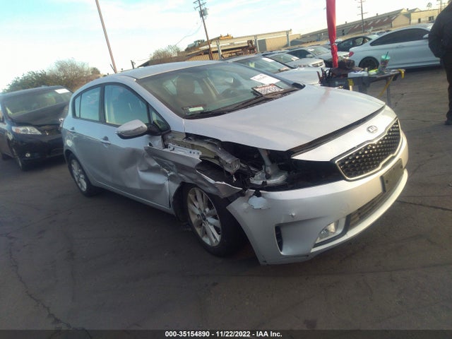 2017 Kia Forte, VIN: KNAFK5A87H5698799