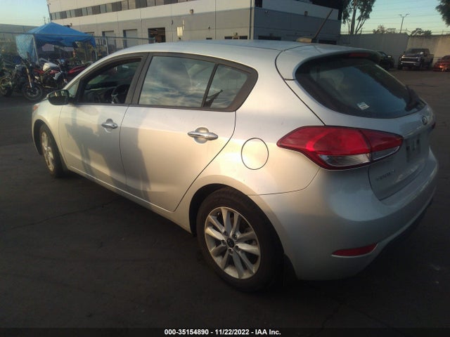 2017 Kia Forte, VIN: KNAFK5A87H5698799