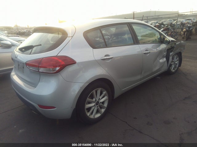 2017 Kia Forte, VIN: KNAFK5A87H5698799