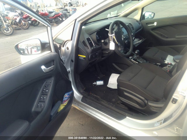 2017 Kia Forte, VIN: KNAFK5A87H5698799