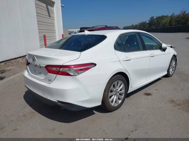 Toyota CAMRY LE 2019 4T1B11HK8KU740596 Image 4