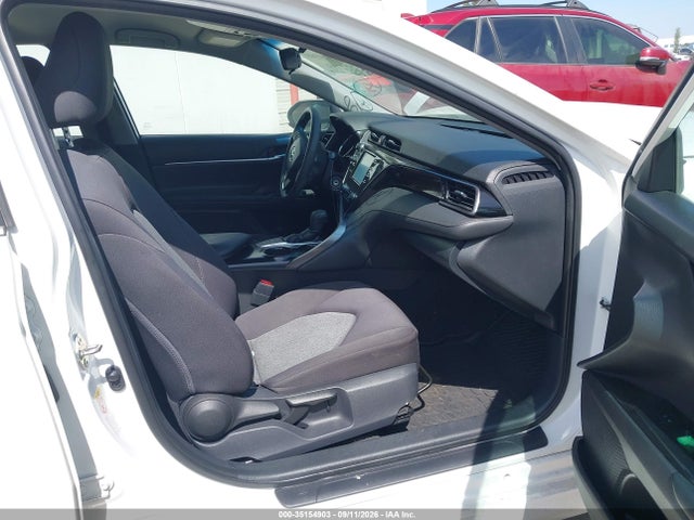 Toyota CAMRY LE 2019 4T1B11HK8KU740596 Image 5