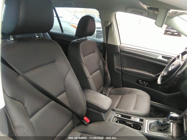 2017 Volkswagen Golf, VIN: WVWPR7AU9HW953667