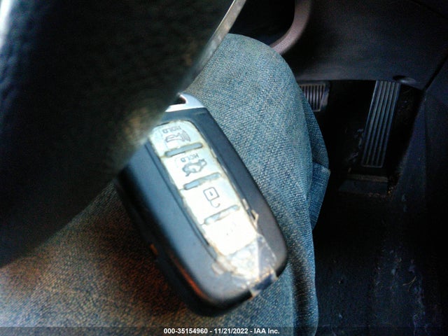 2011 HYUNDAI SONATA SE VIN: 5NPEC4AC9BH127185