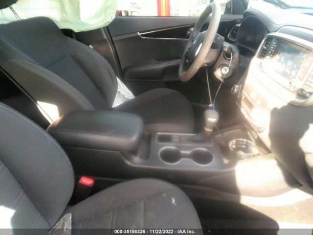 5XYPG4A53KG463131 KIA Sorento Lx V6