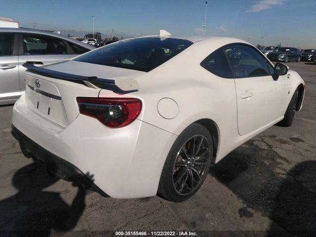 2019 Toyota 86, VIN: JF1ZNAE15K8701059