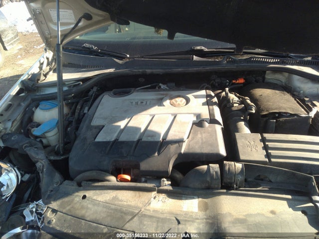 2013 VOLKSWAGEN JETTA SPORTWAGEN TDI W/SUNROOF VIN: 3VWPL7AJ3DM606947