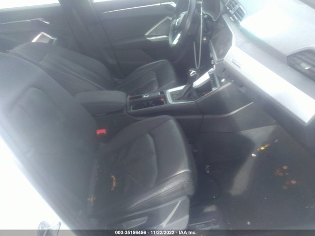 WA1AECF30L1027846 Audi Q3 PREMIUM