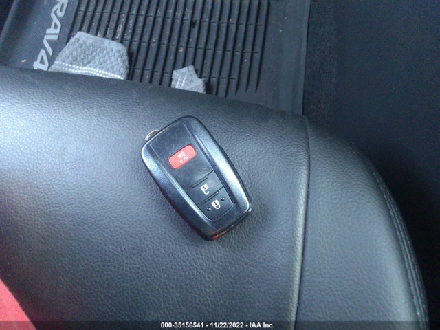 2020 Toyota RAV4, VIN: 4T3RWRFV3LU005934