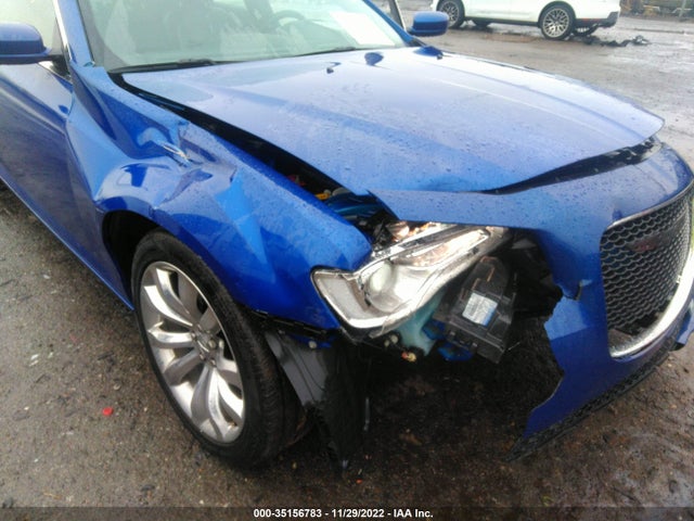 2018 Chrysler 300, VIN: 2C3CCAAG0JH275360
