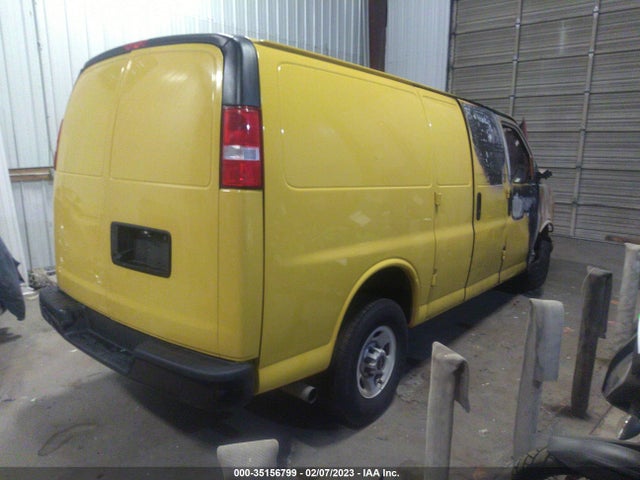 GMC Savana 2500 Work Van 2019 1GTW7AFP2K1239434 Image 4