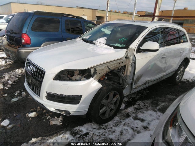 Audi Q7 2015 WA1LGAFE3FD026802 Image 2