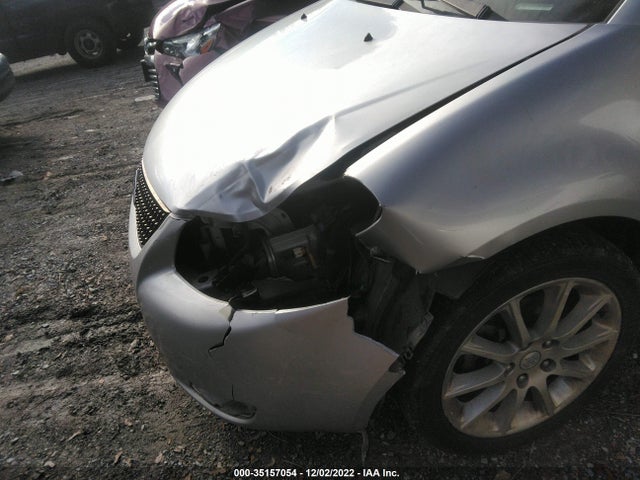 JS2YC5A21B6300305 Suzuki SX4 LE