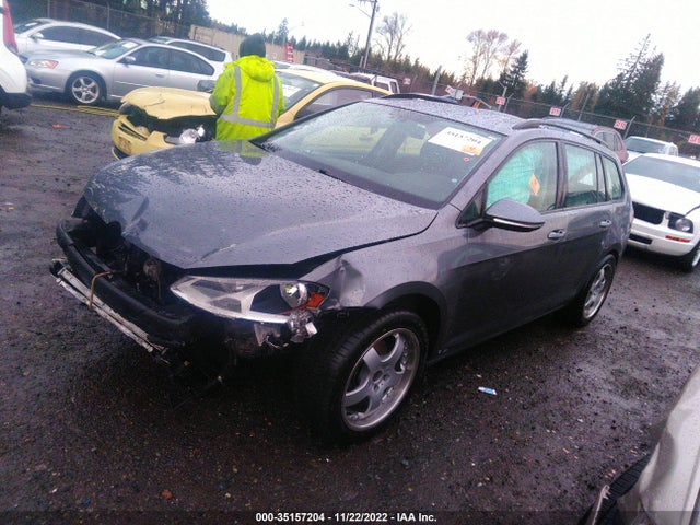 3VWC17AU8GM506538 Volkswagen Golf Sportwagen Tsi S