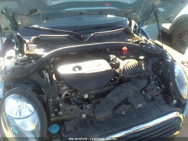 2017 Mini Clubman, VIN: WMWLN5C57H2E31986