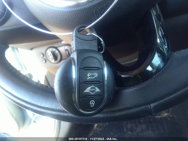 2017 Mini Clubman, VIN: WMWLN5C57H2E31986