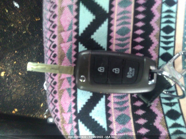 Hyundai Venue 2021 KMHRB8A38MU063804 Image 3