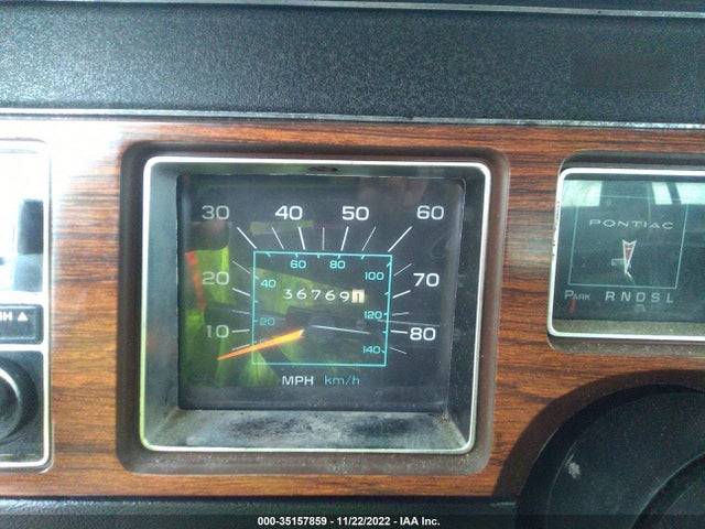 1977 PONTIAC CATALINA VIN: 2L69Y7P215319