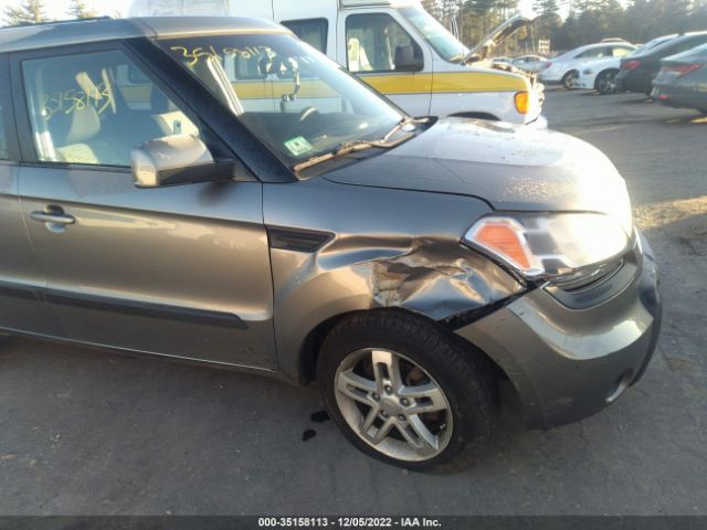 KNDJT2A28B7324587 KIA SOUL +