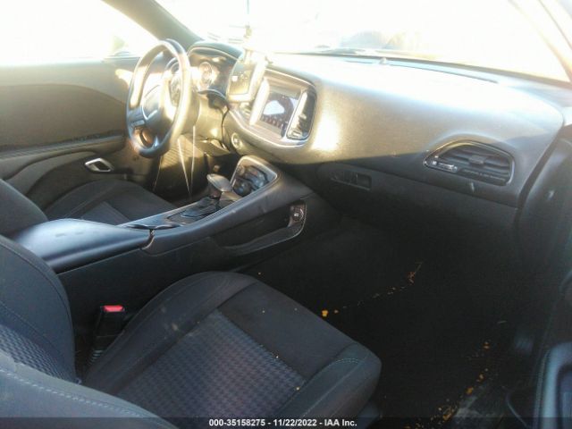 2C3CDZAGXKH674077 Dodge Challenger Sxt