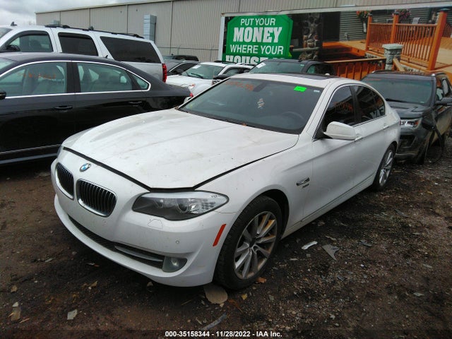 BMW 5 Series 528i Xdrive 2012 WBAXH5C5XCDW04810 Image 2