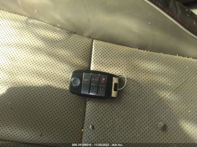 KNDMC5C11H6269935 KIA Sedona Sx