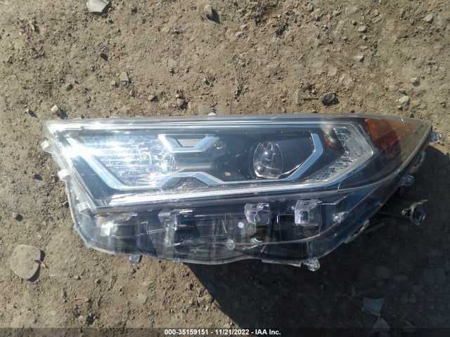 2020 Toyota RAV4, VIN: 2T3EWRFVXLW053140