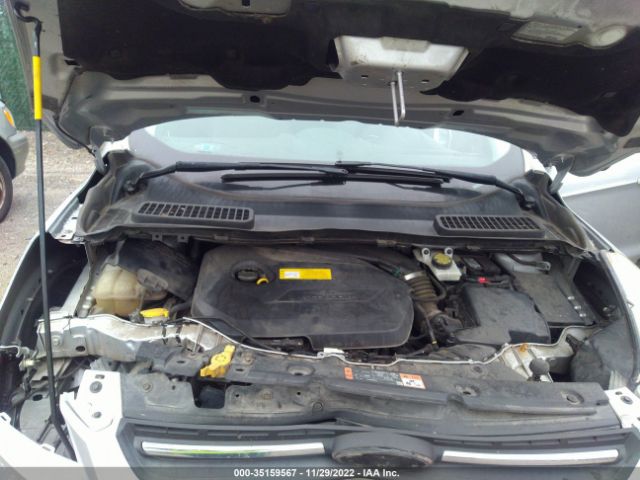 1FMCU0GX6FUB59963 Ford ESCAPE SE