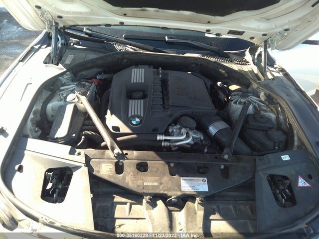 BMW 7 Series 740i 2012 WBAKA4C58CDS99266 Image 10