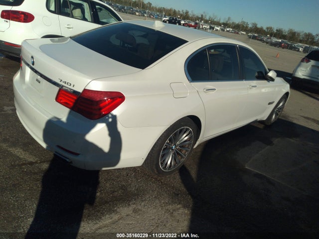 BMW 7 Series 740i 2012 WBAKA4C58CDS99266 Image 4