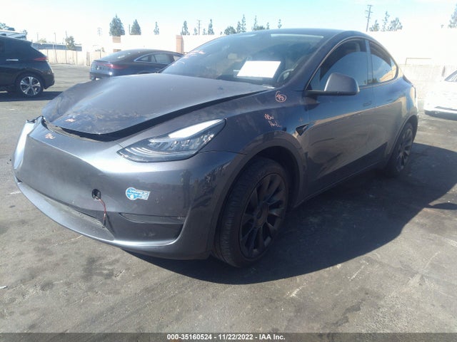Tesla Model Y Long Range 2021 5YJYGDEE5MF091168 Image 2