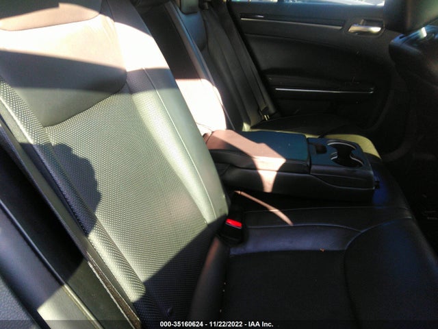 2016 Chrysler 300, VIN: 2C3CCAEG0GH320168