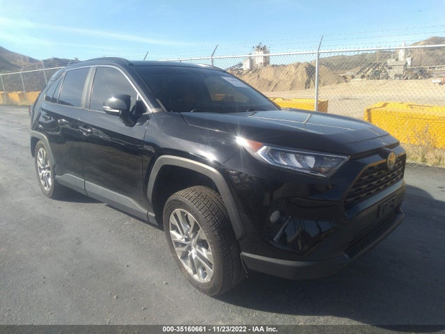 2019 Toyota RAV4, VIN: 2T3C1RFV5KC017135