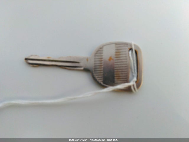 Cadillac Escalade 2000 1GYEK63R8YR229203 Image 3