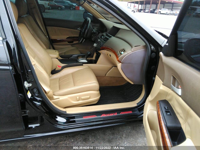 2010 HONDA ACCORD SDN EX-L VIN: 1HGCP3F86AA018006