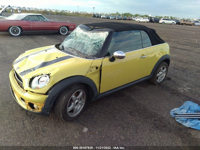 Mini COOPER CONVERTIBLE 2010 WMWMR3C50ATU98083 Image 2