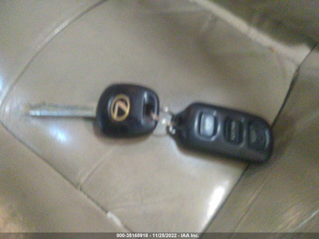 JT8BF28G1X0146517 Lexus ES 300 LUXURY SPORT SDN