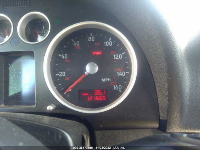 Audi TT 2001 TRUTC28N611001123 Image 8