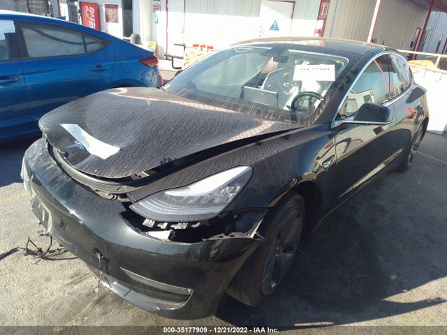 Tesla Model 3 Long Range 2020 5YJ3E1EB8LF720103 Image 2