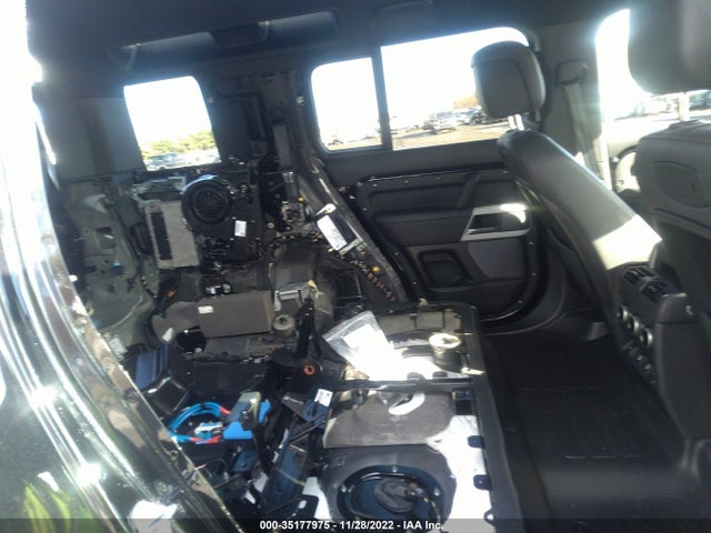 2022 Land Rover Defender, VIN: SALEW7RU1N2066547