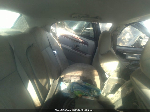 Lincoln Town Car 2005 1LNHM82W45Y632883 Image 8