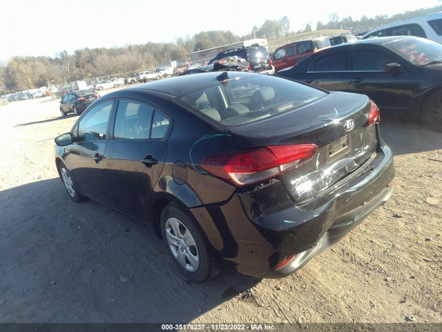 2017 Kia Forte, VIN: 3KPFK4A74HE076542